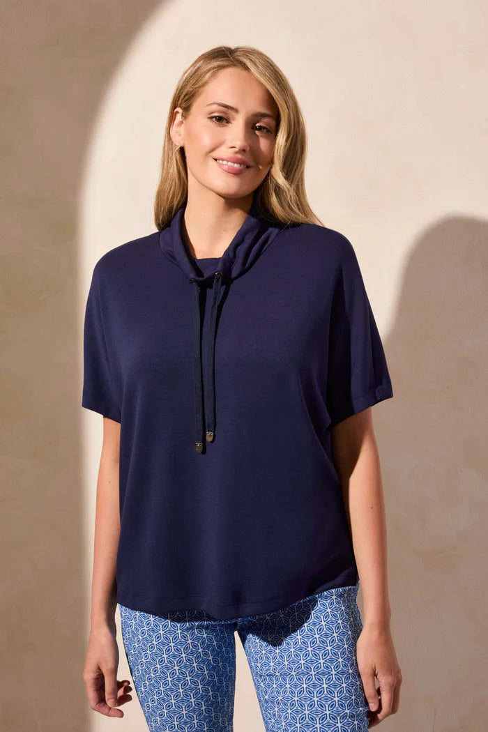 Tribal Lightweight Scuba Funnel Neck